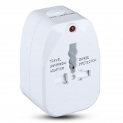 Adattatore Universale con Protezione da Sovraccarico Colore Bianco